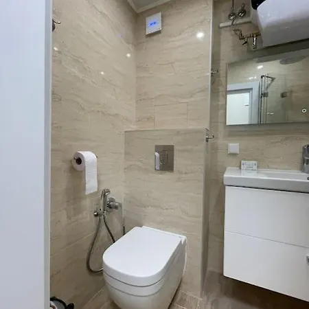 Comfy 2 - Centre Appartamento Burgas